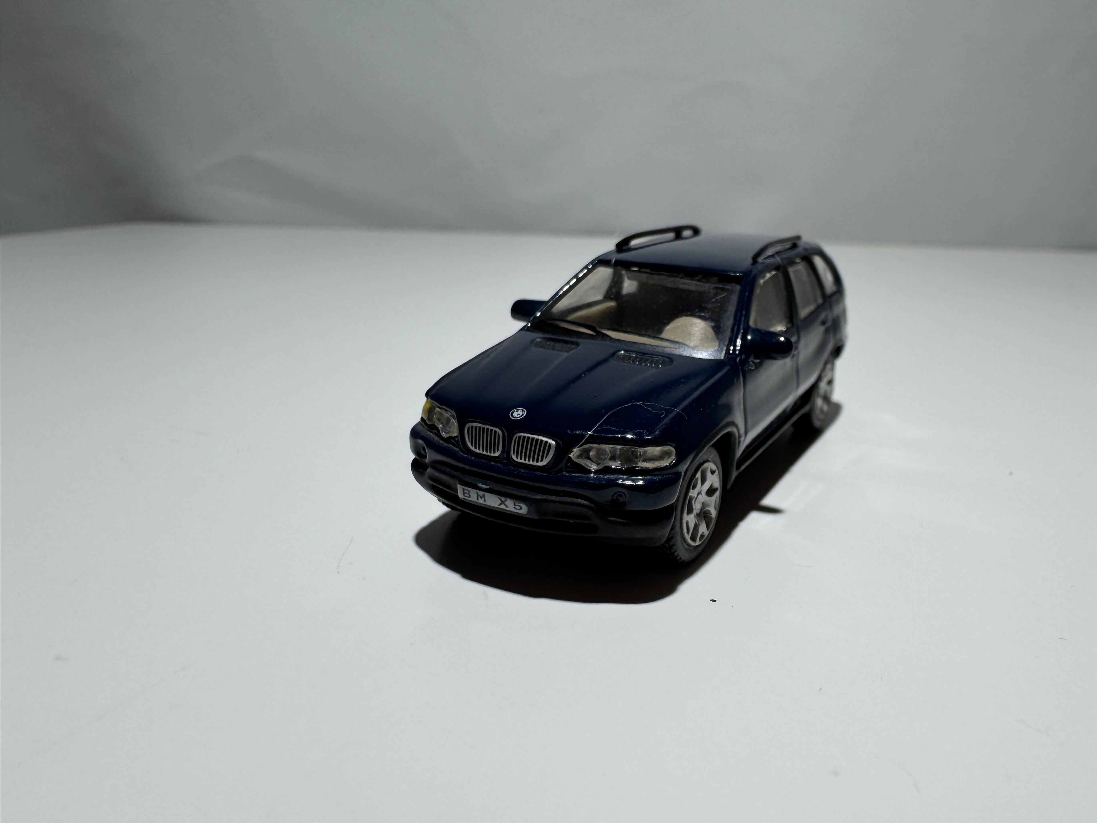 1:72 Hongwell BMW X5 E53 Blau #303