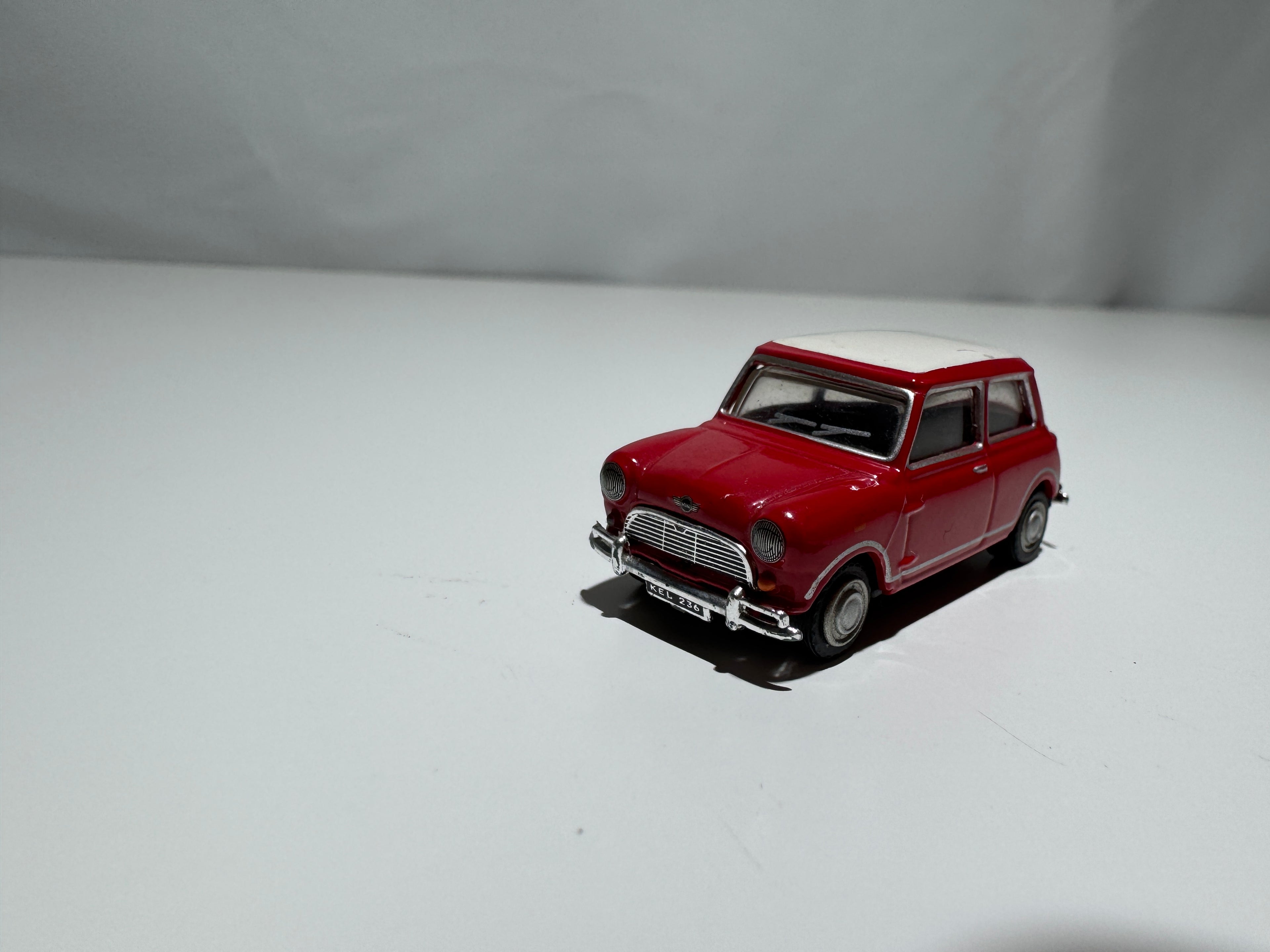 1:72 Hongwell Mini Cooper Rot-Weiß #302