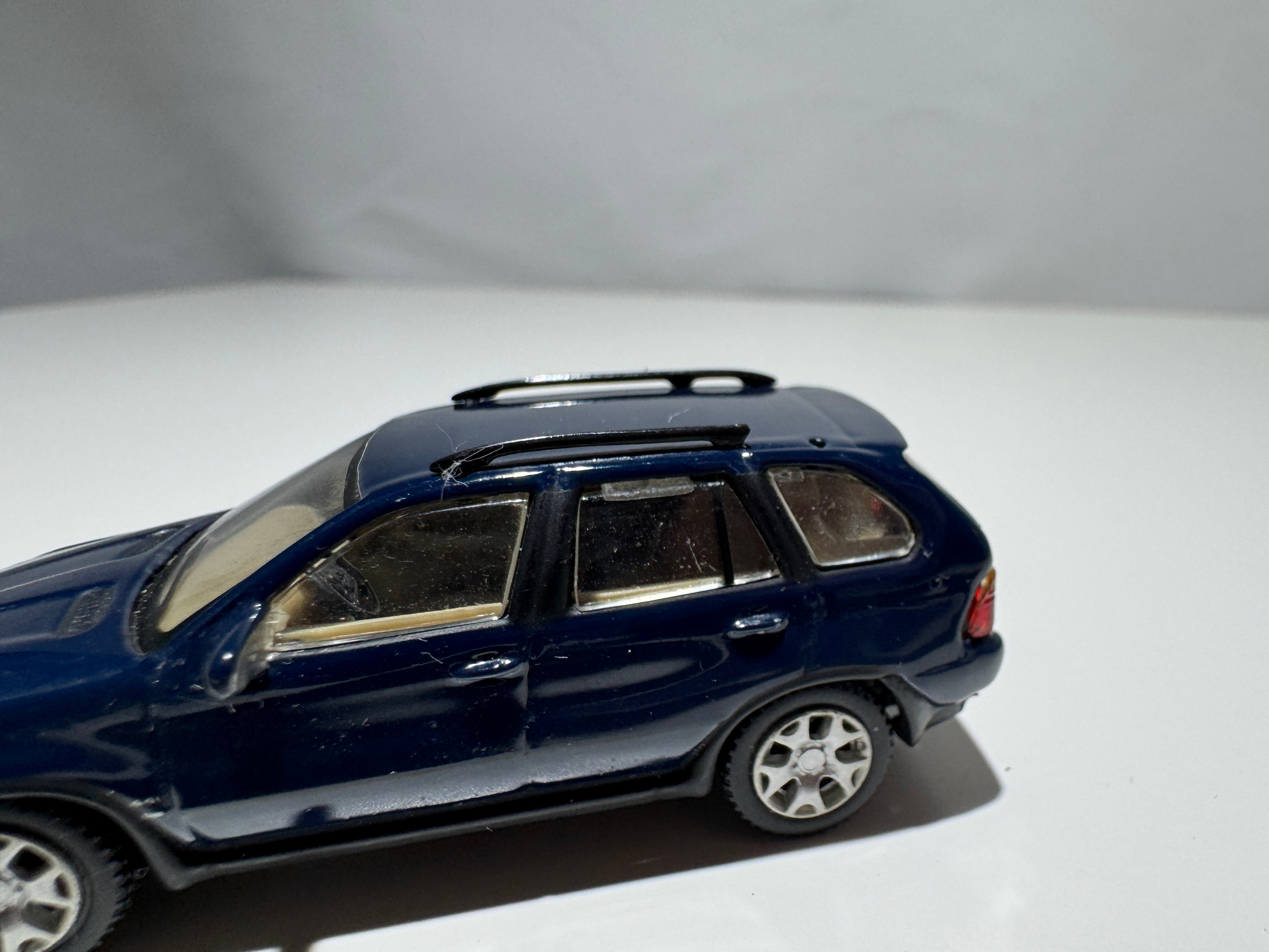 1:72 Hongwell BMW X5 E53 Blau #303