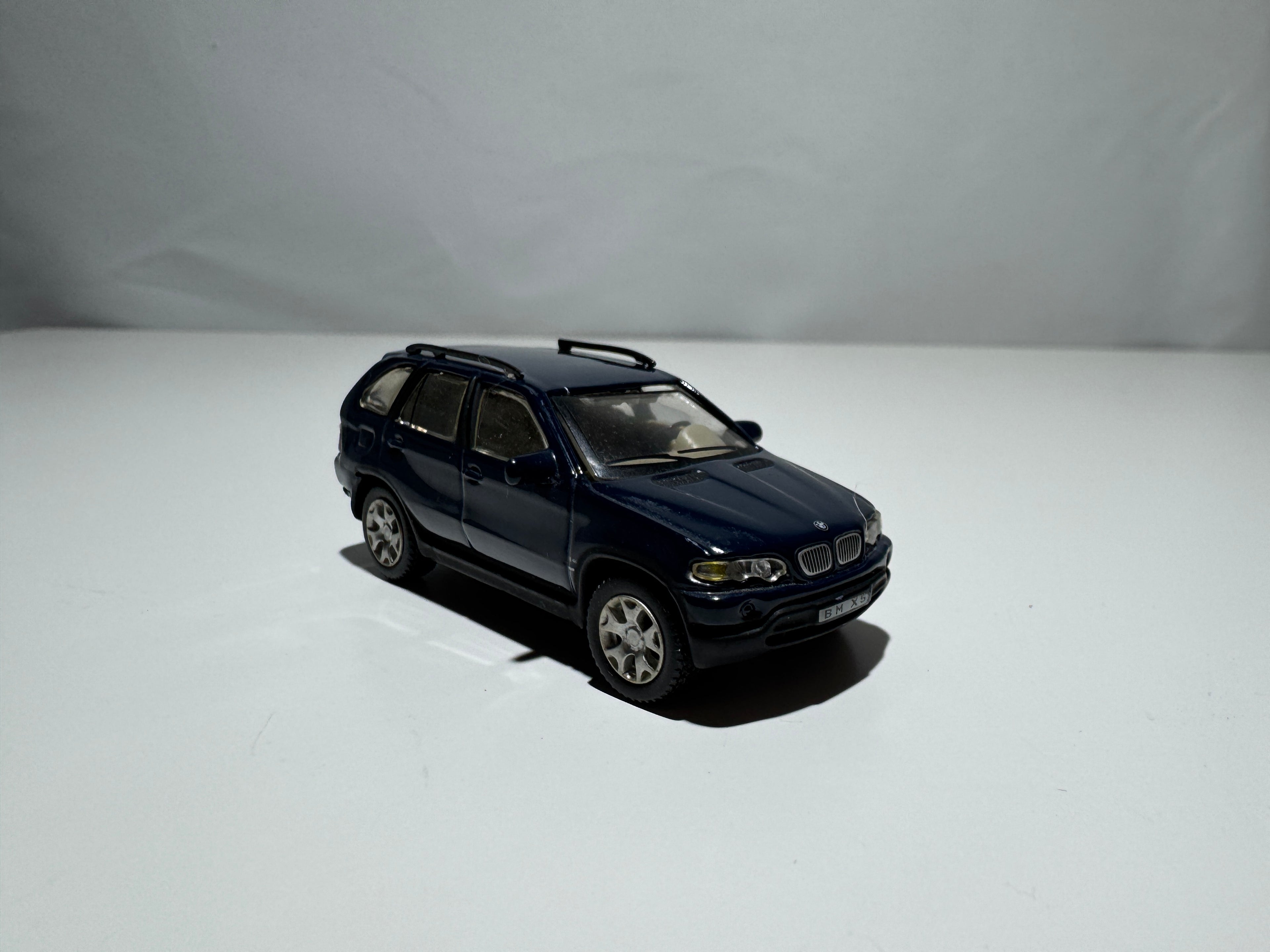 1:72 Hongwell BMW X5 E53 Blau #303